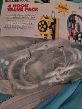 ClosetMaid Silver and Yellow 4-Hook Value Pack